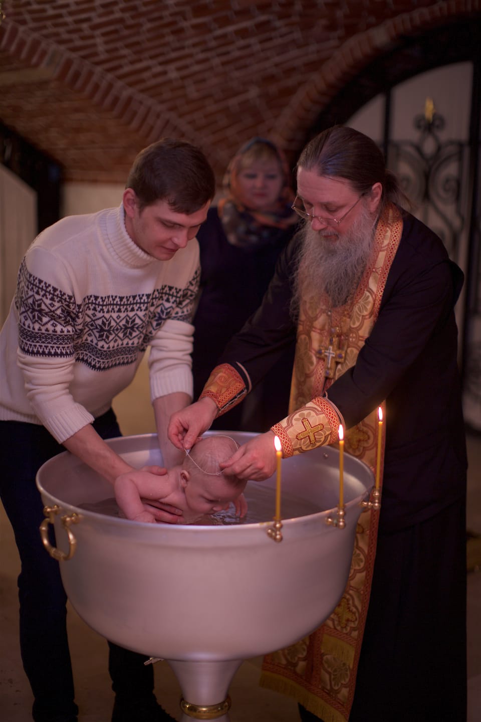 Крещение детей в церкви
